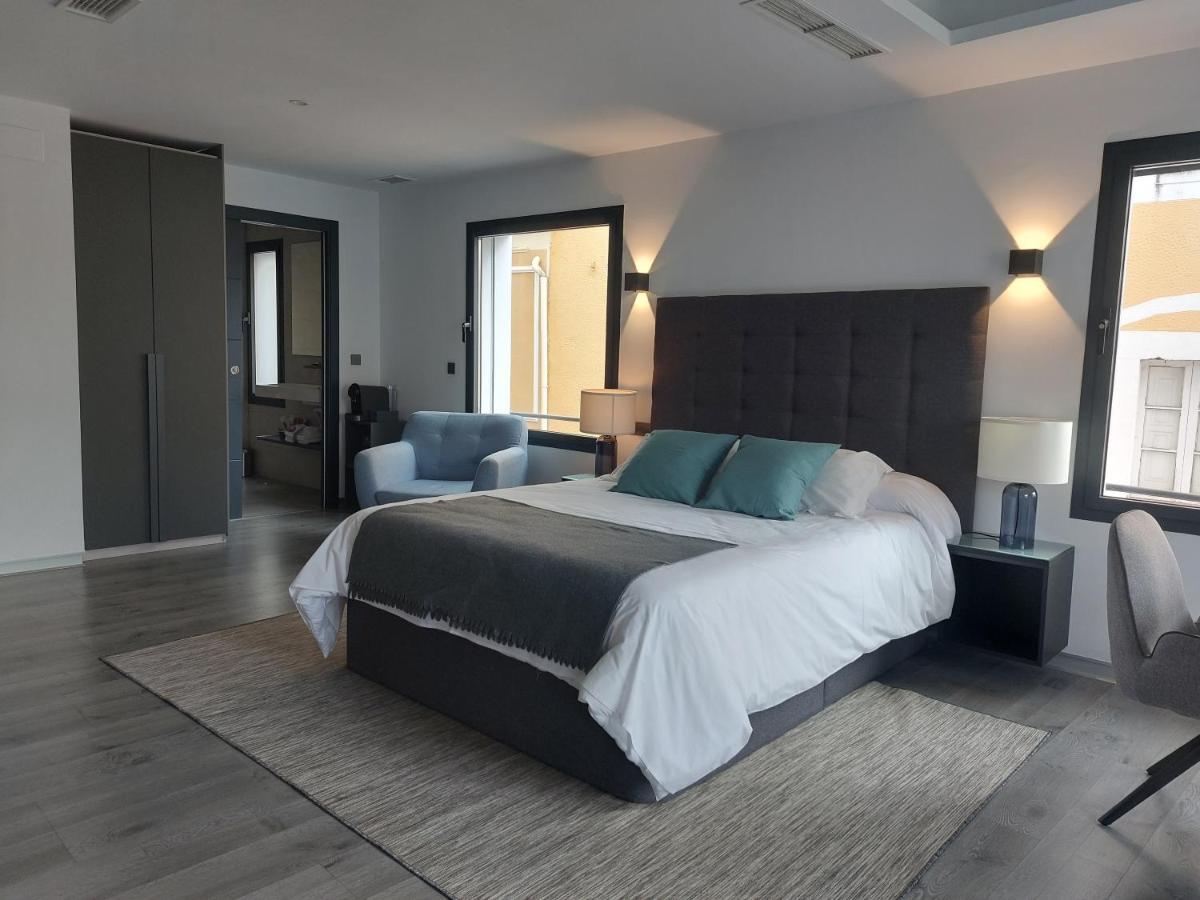Plasencia Plaza Mayor Luxury Exterior photo